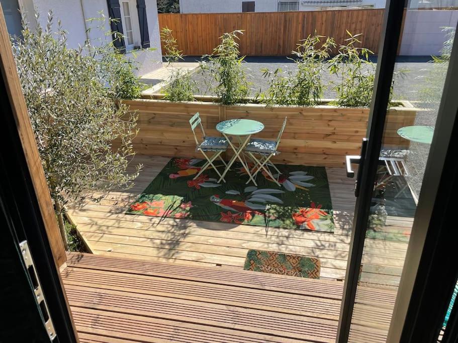 Le Lodge Belin-Beliet Bagian luar foto